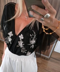 Alternative view of Body Cleo, Diseño Bordado en Lycra de vestir, mangas tull escote frente y espalda.