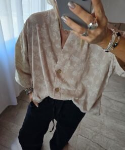 Camisa Kimono Ruth - tela cey lisa y con relieve flores